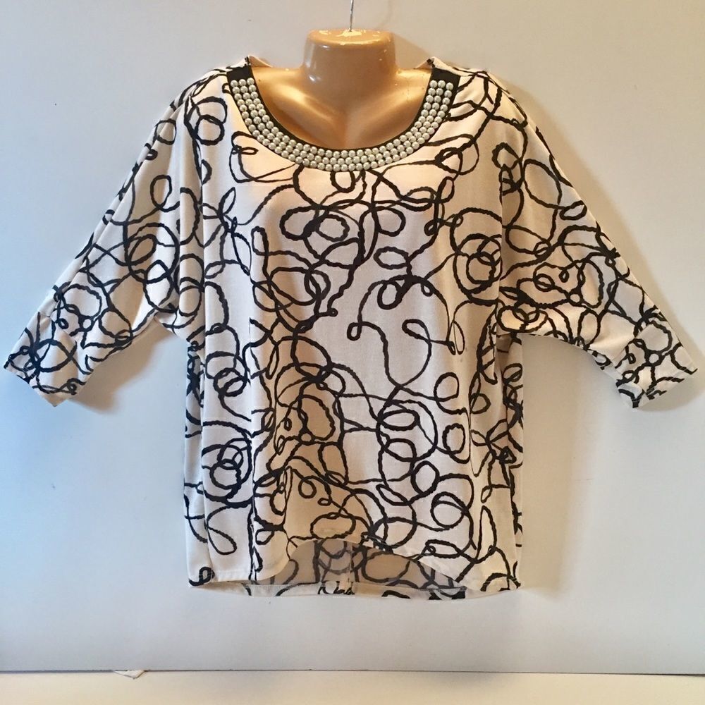 ALFANI Sz M Ivory Black Printed Sweater w/ Pearls
